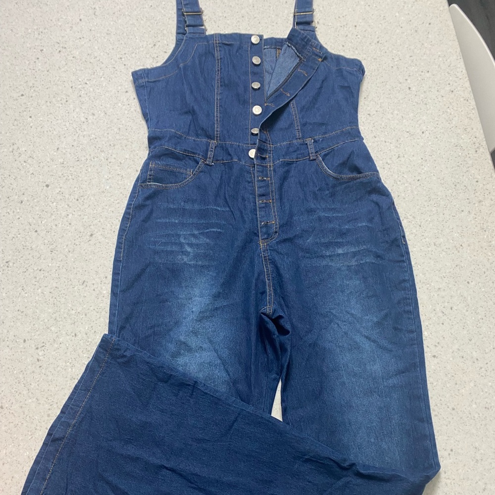 Denim jumpsuit - FLARE bottoms ❤️